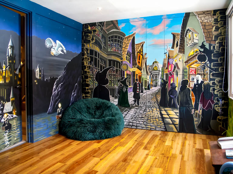 harry potter bedroom mural