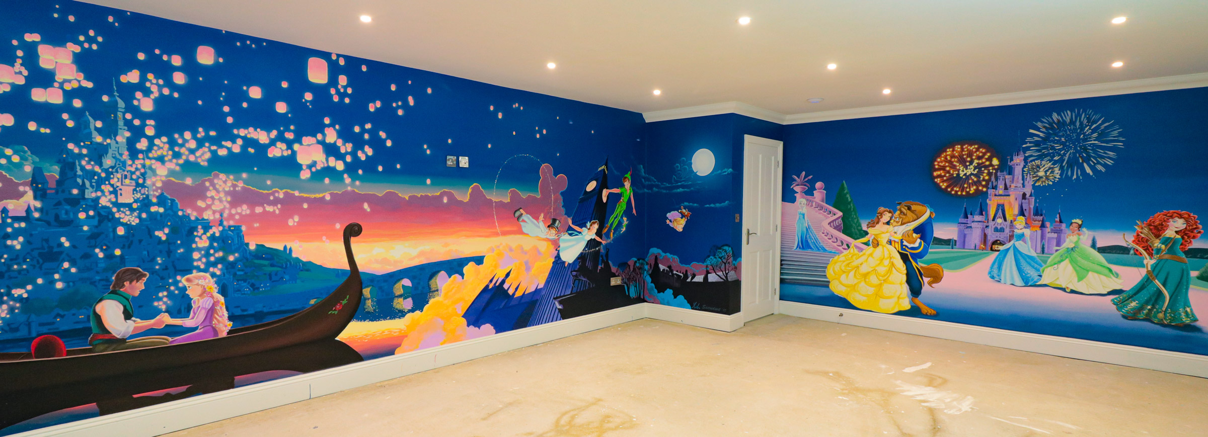 playroom mural, featuring Jungle book characters Mowgli Bagheera and Baloo, plus Lilo and Stitch, the Little Mermaid, Woody and Buzz Lightyear and more details in an expansive Moana backdrop