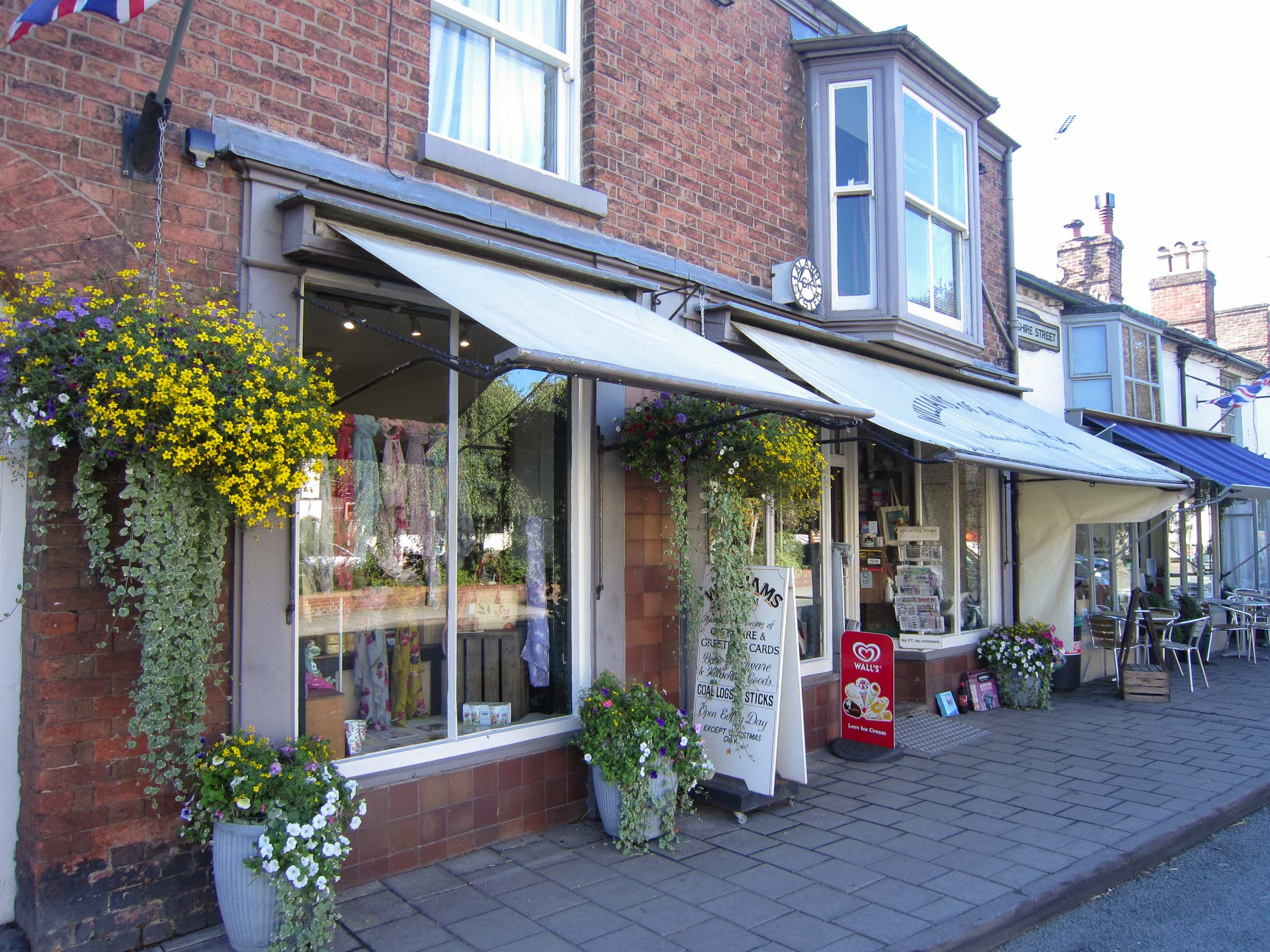 Williams of Audlem Mural - in bloom